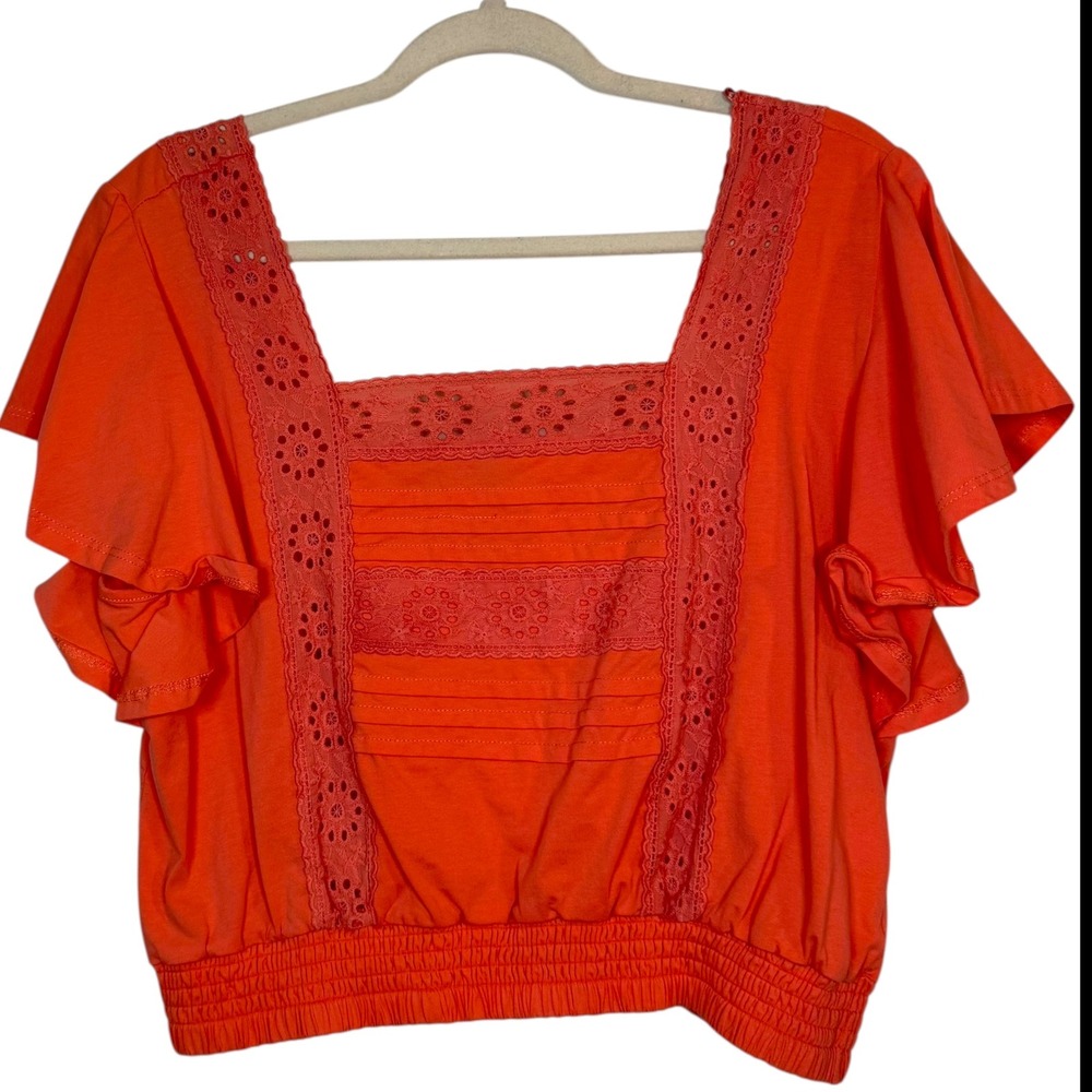 Maverick Coral Cropped Top Square Neck Flutter Sleeve Eyelet Detail Sz L